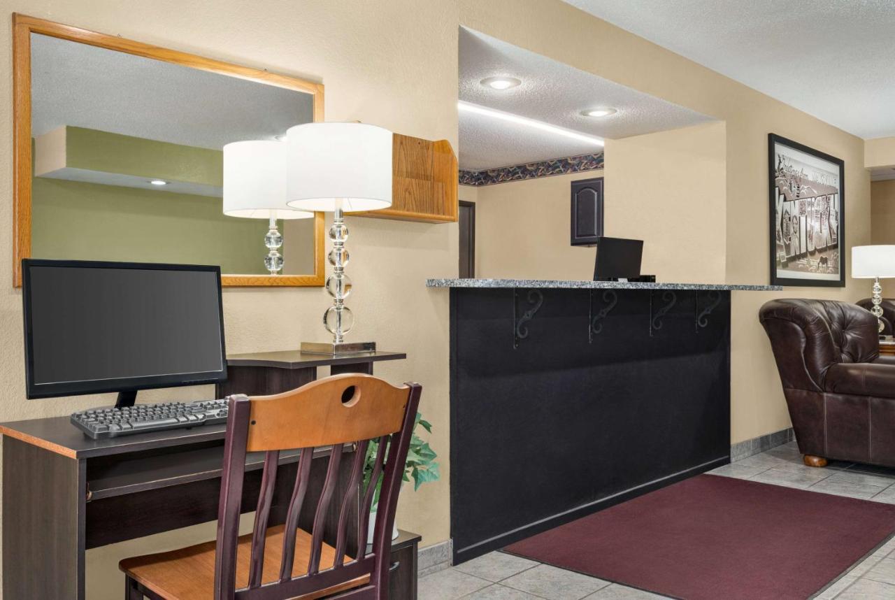 Super 8 By Wyndham Maysville Ky Luaran gambar